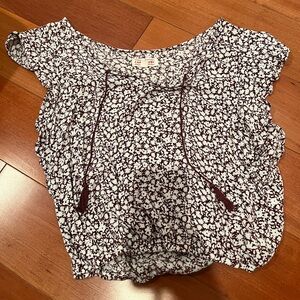 Super cute top with tie coverup in front